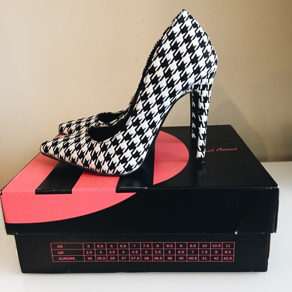 Michael Antonio Shoes - Michael Antonio Houndstooth Pumps